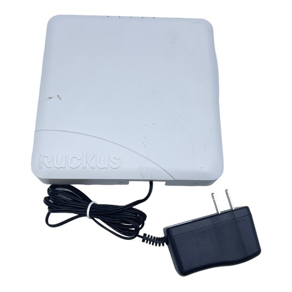 Ruckus 976-R500-US00 Wireless Access Point POE - Picture 1 of 3